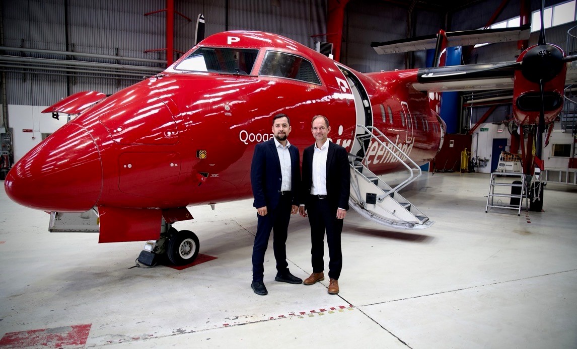 Forsvarsminister Jeppe Bruus Air Greenland Nuuk